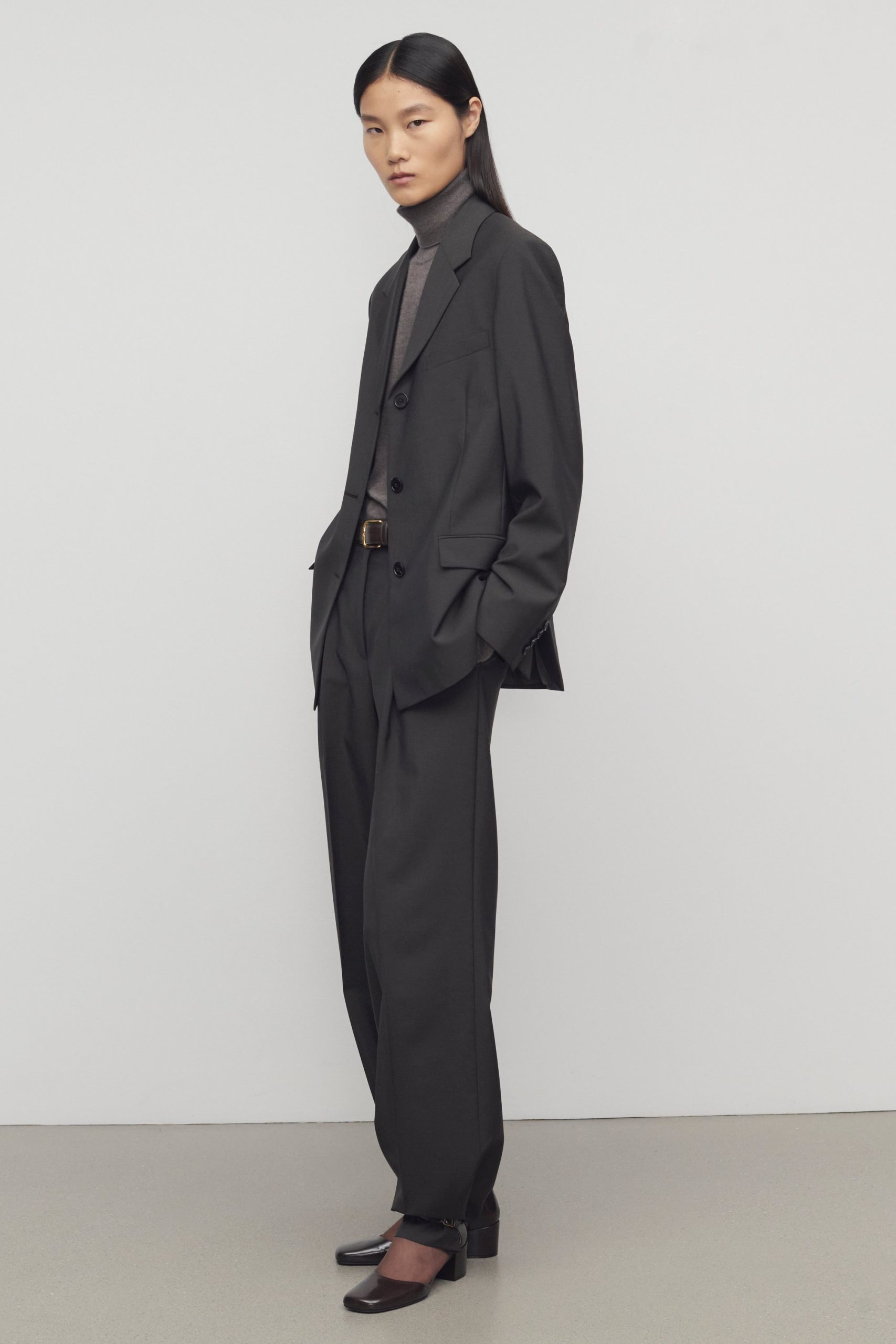 Mikkela Pant in Virgin Wool and Mohair - Image 4