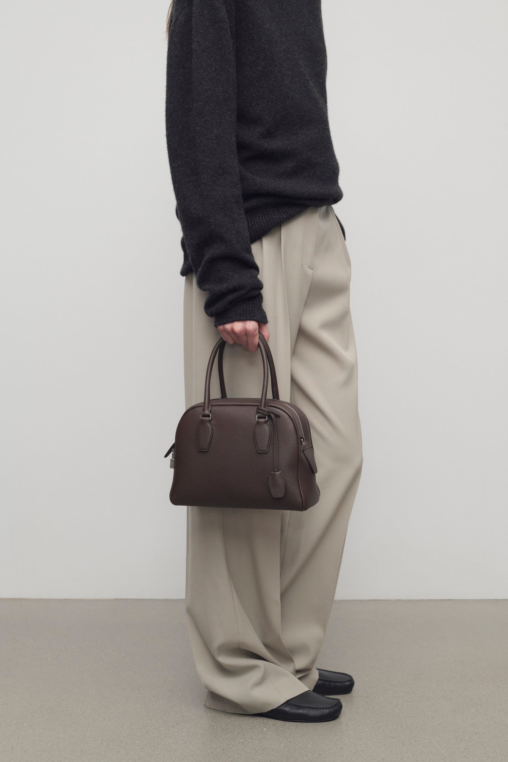 India 10.00 Bag in Leather - Image 5