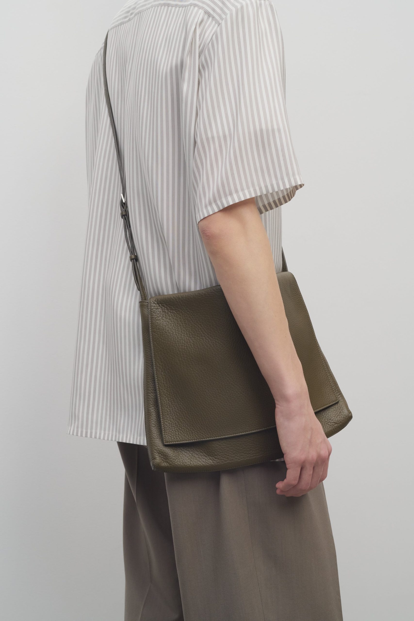 Nan Messenger Bag in Leather - Image 4